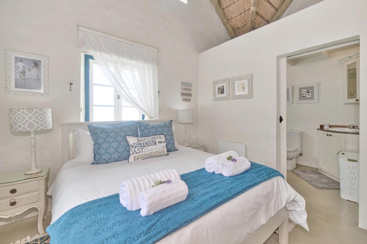 Zuidste Huisie Fisherman'S Cottage สตรุยส์บาย ภายนอก รูปภาพ