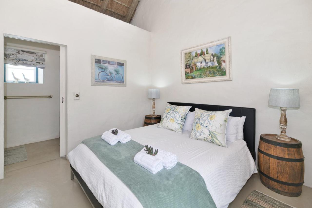 Zuidste Huisie Fisherman'S Cottage สตรุยส์บาย ภายนอก รูปภาพ