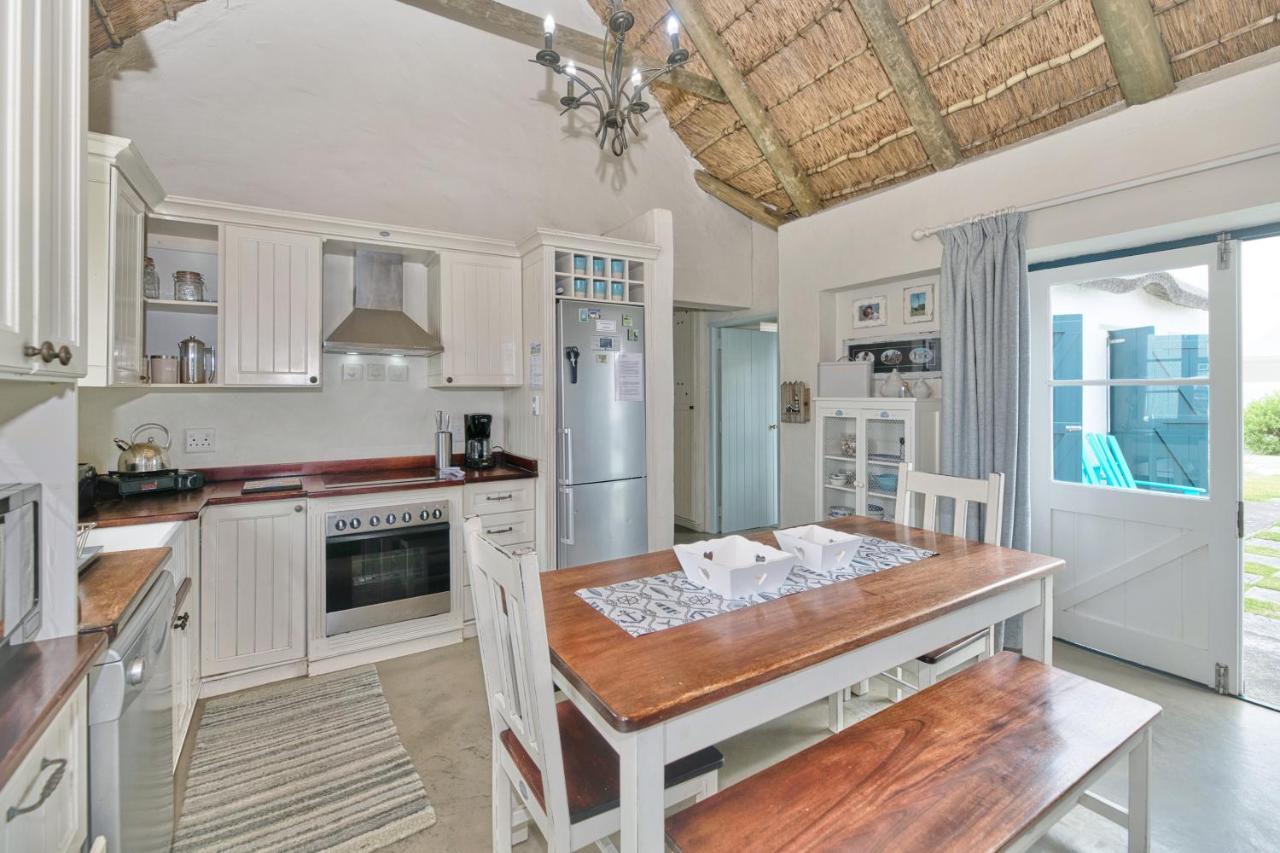 Zuidste Huisie Fisherman'S Cottage สตรุยส์บาย ภายนอก รูปภาพ